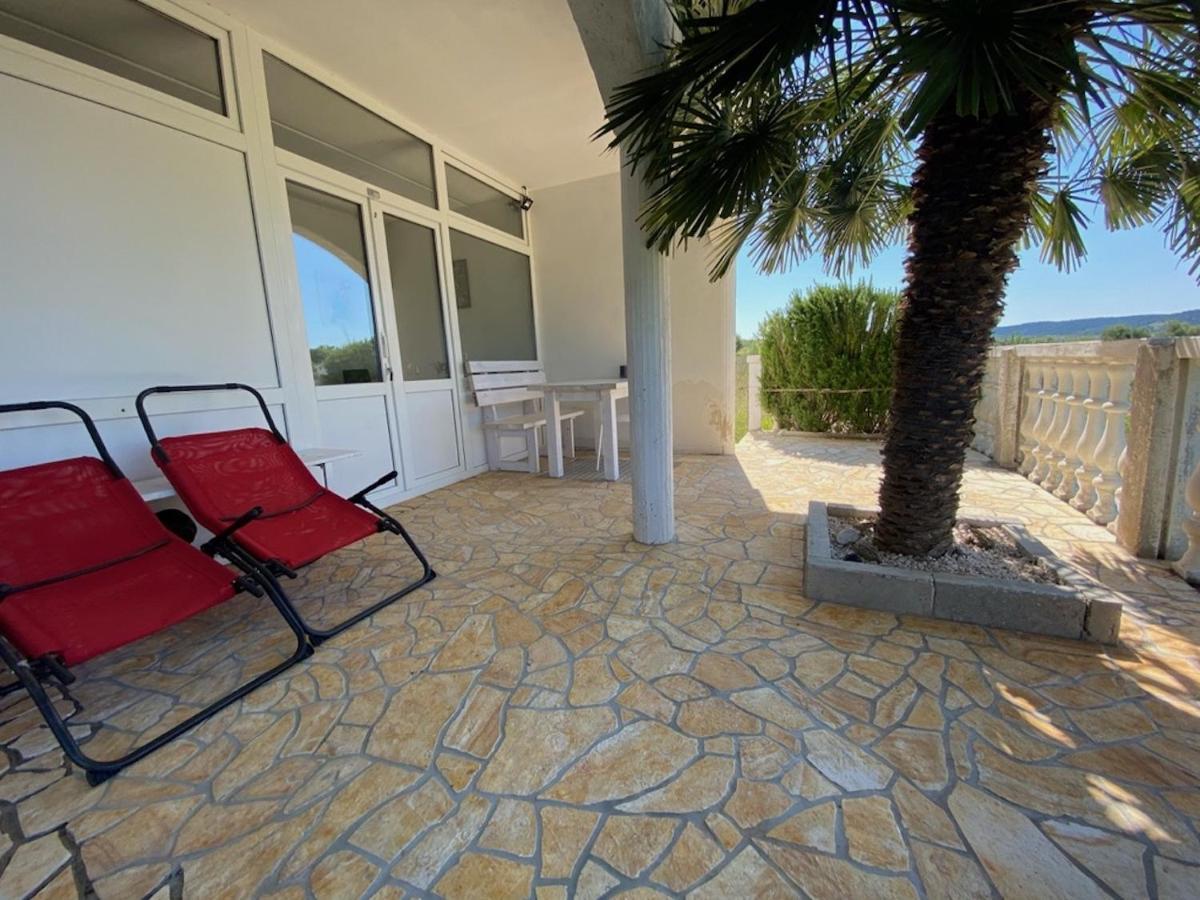Villa Sabina - Apartments Kroatien Ражанац Экстерьер фото